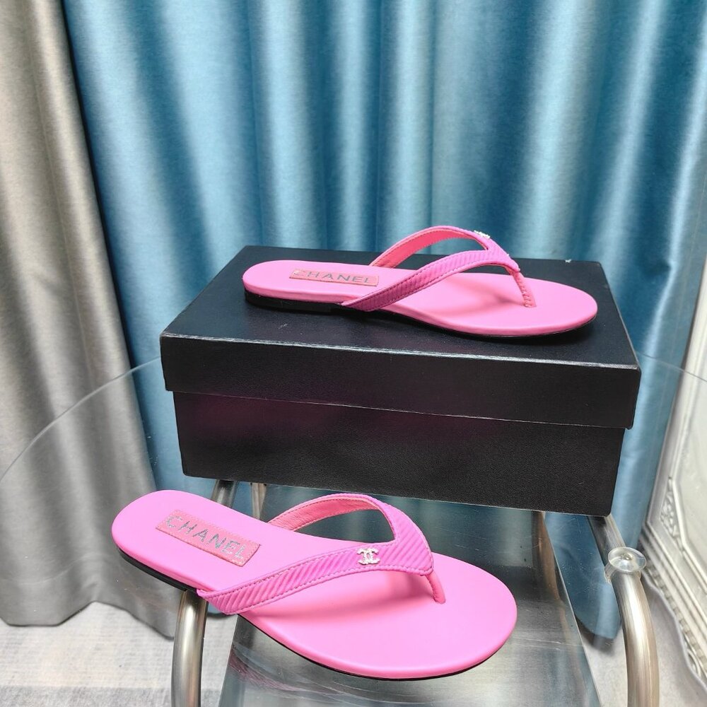 Chanel flip flop sandals - Picture 6 of 9